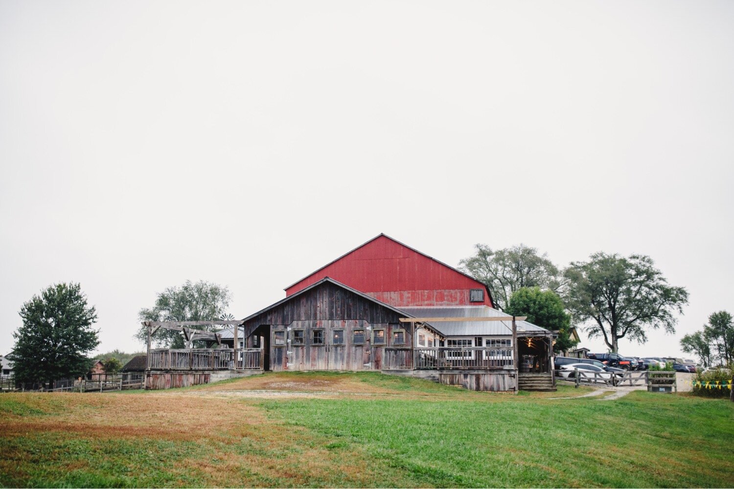 Suljevic-27_Weston_Red_Barn_Farm_Wedding_Kansas_City_Missouri_Photography.jpg