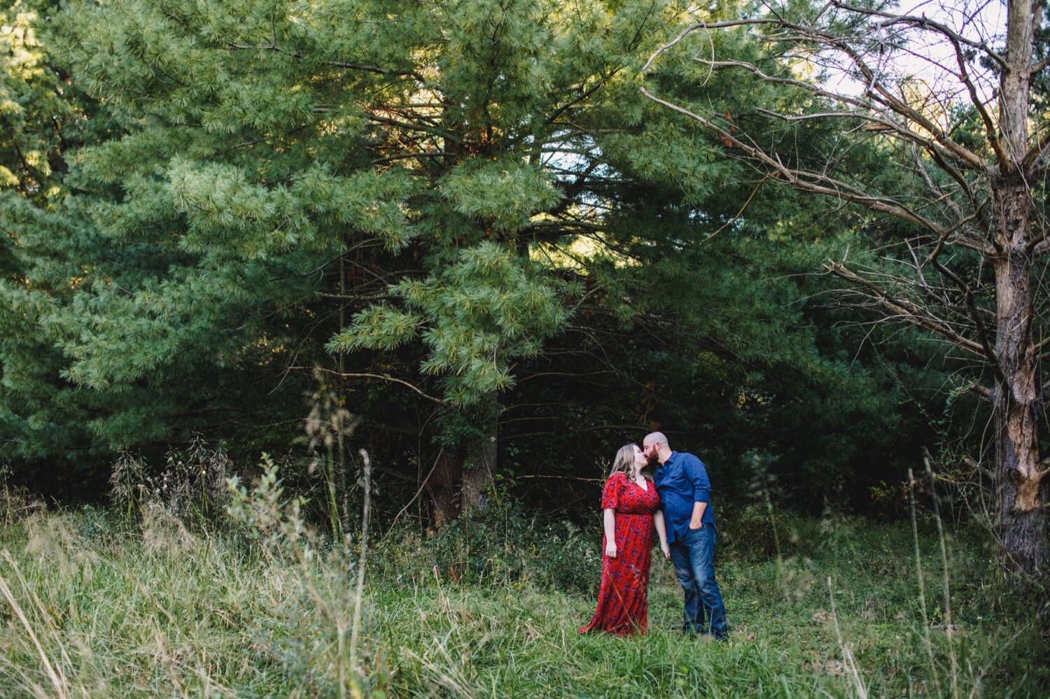 388A8707_Burr-oak-woods-engagement-kansas-city-wedding-photographer-kelsey-diane.jpg