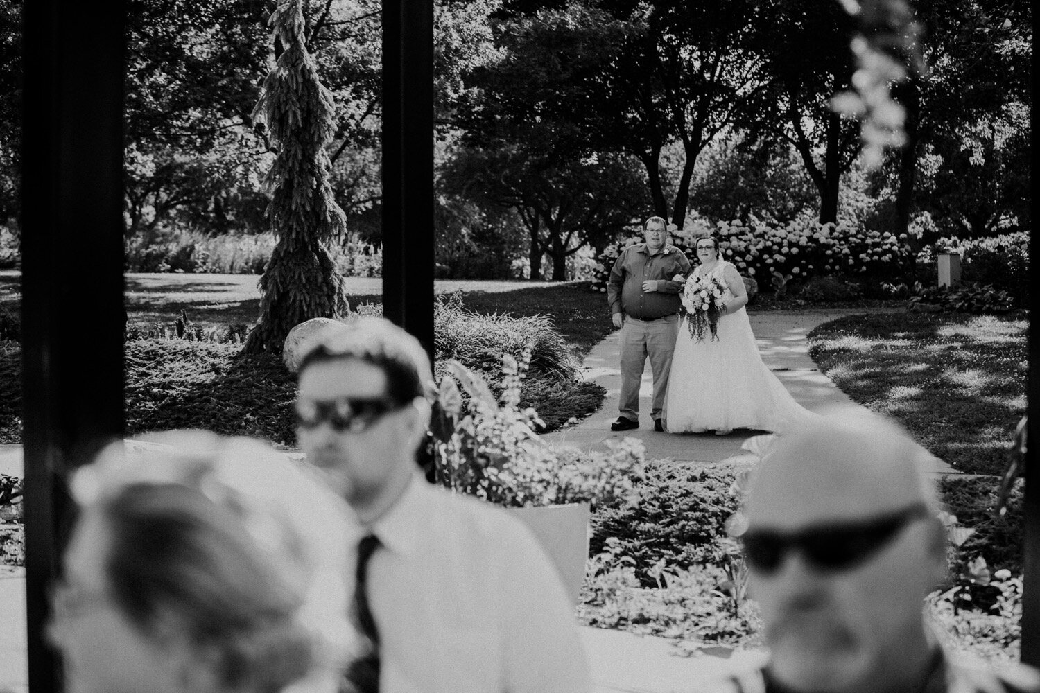 35_Jordann&Ted-219-2_Kansas_City_Wedding_Photographer_Ted_Ensley_Gardens_Topeka_Kansas_Photography_Kelsey_Diane.jpg