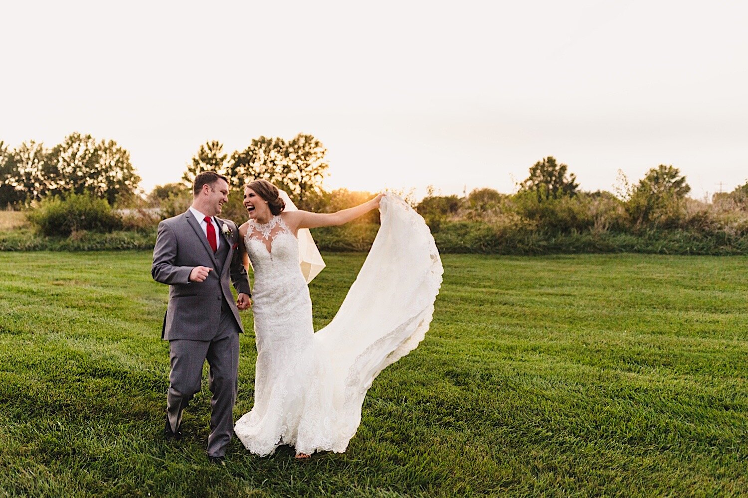 64_Lawrence-518_Kansas_City_Wedding_Photography_Blizz_Plaza_Venue_Greenwood_Kelsey_Diane_Photographer_Missouri.jpg