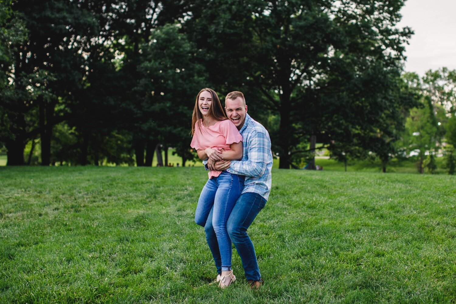 06_Brian&Emma-46_Kansas-City-Engagement-Photography-Kelsey-Diane-Loose-Park-Liberty-Memorial-Wedding-photographer.jpg