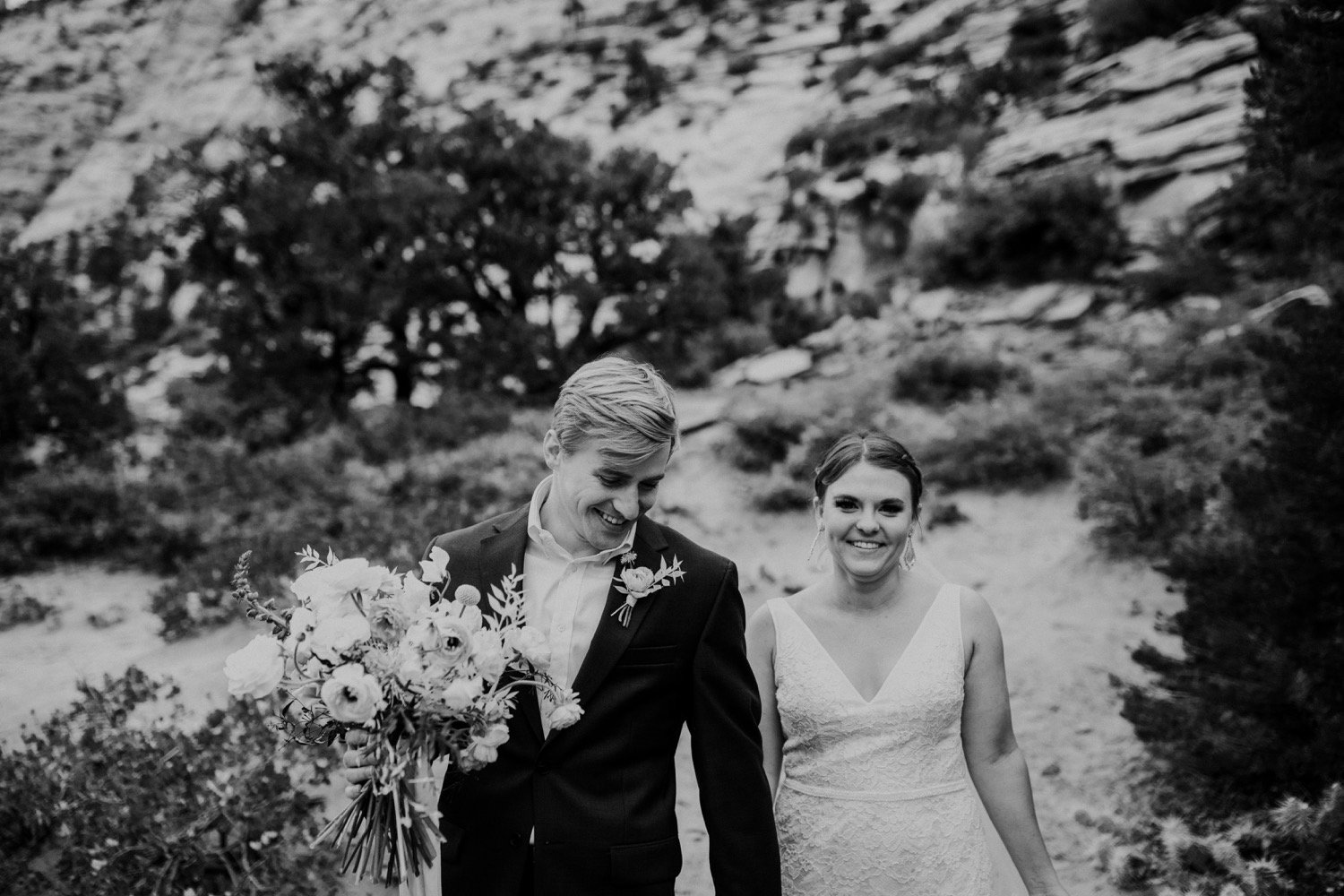 31_Nicole&Terrance-194-2_Zion-National-Park-Elopement-Utah-The-Everly-Kansas-City-Wedding-Photography.jpg