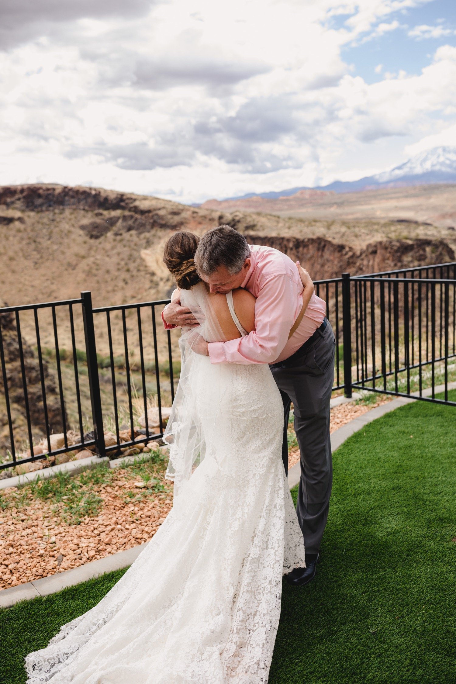 45_Nicole&Terrance-332_Zion-National-Park-Elopement-Utah-The-Everly-Kansas-City-Wedding-Photography.jpg