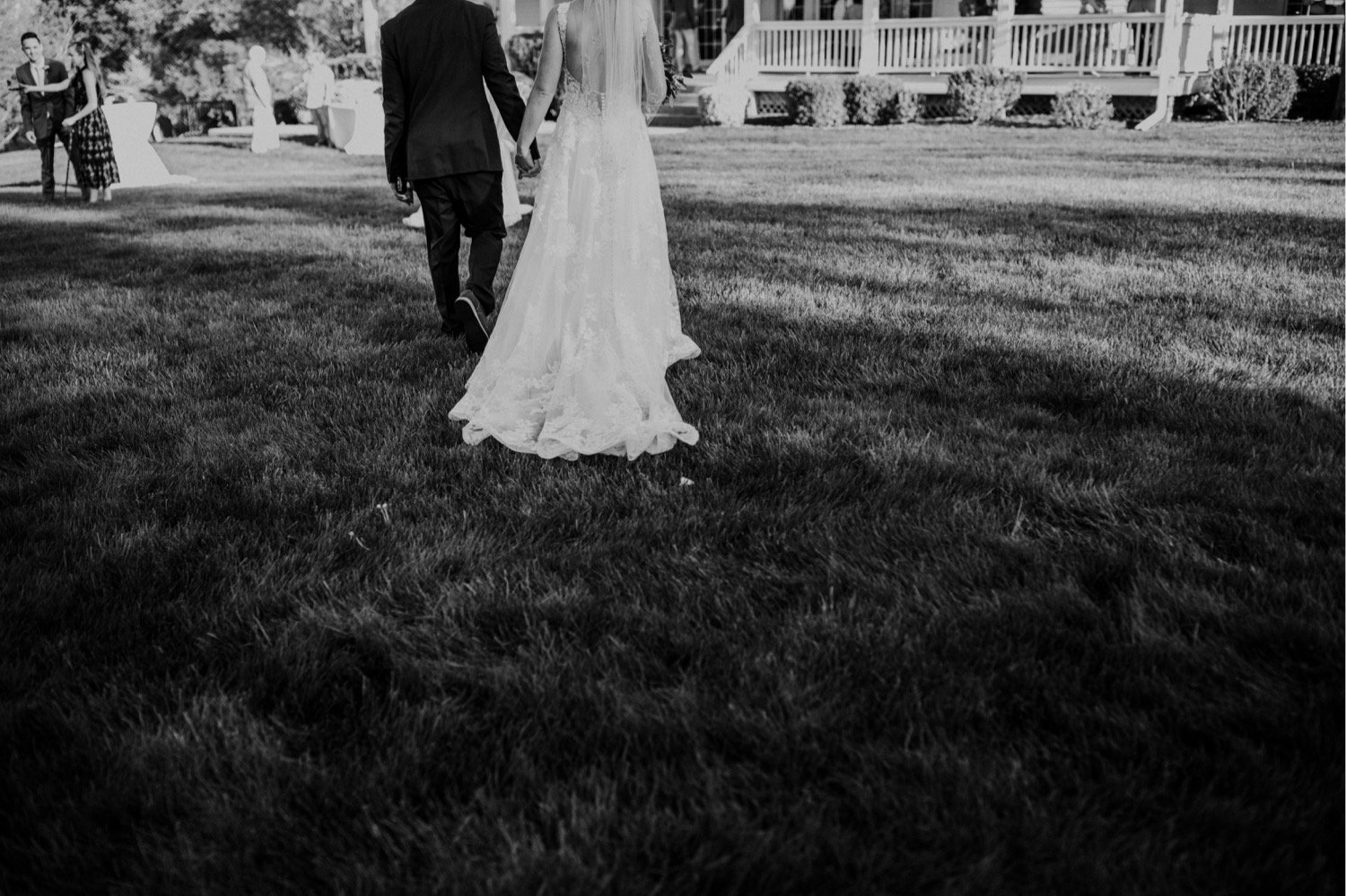 069_Alyssa&Vince-649-2_Hawthorne-house-kansas-city-wedding-photography-missouri-parkville-kelsey-diane-spring-bride-groom.jpg