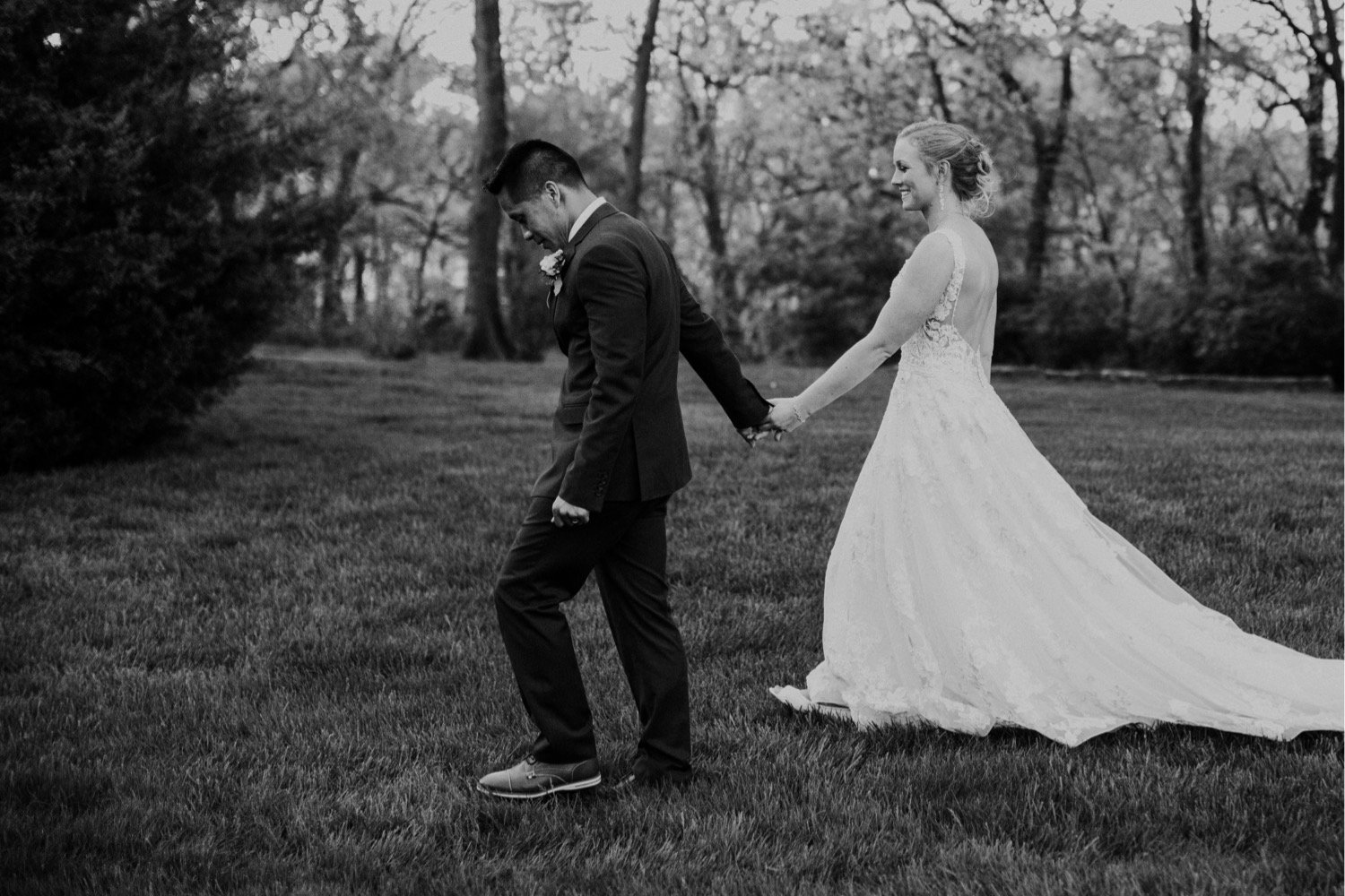 072_Alyssa&Vince-706-2_Hawthorne-house-kansas-city-wedding-photography-missouri-parkville-kelsey-diane-spring-bride-groom.jpg