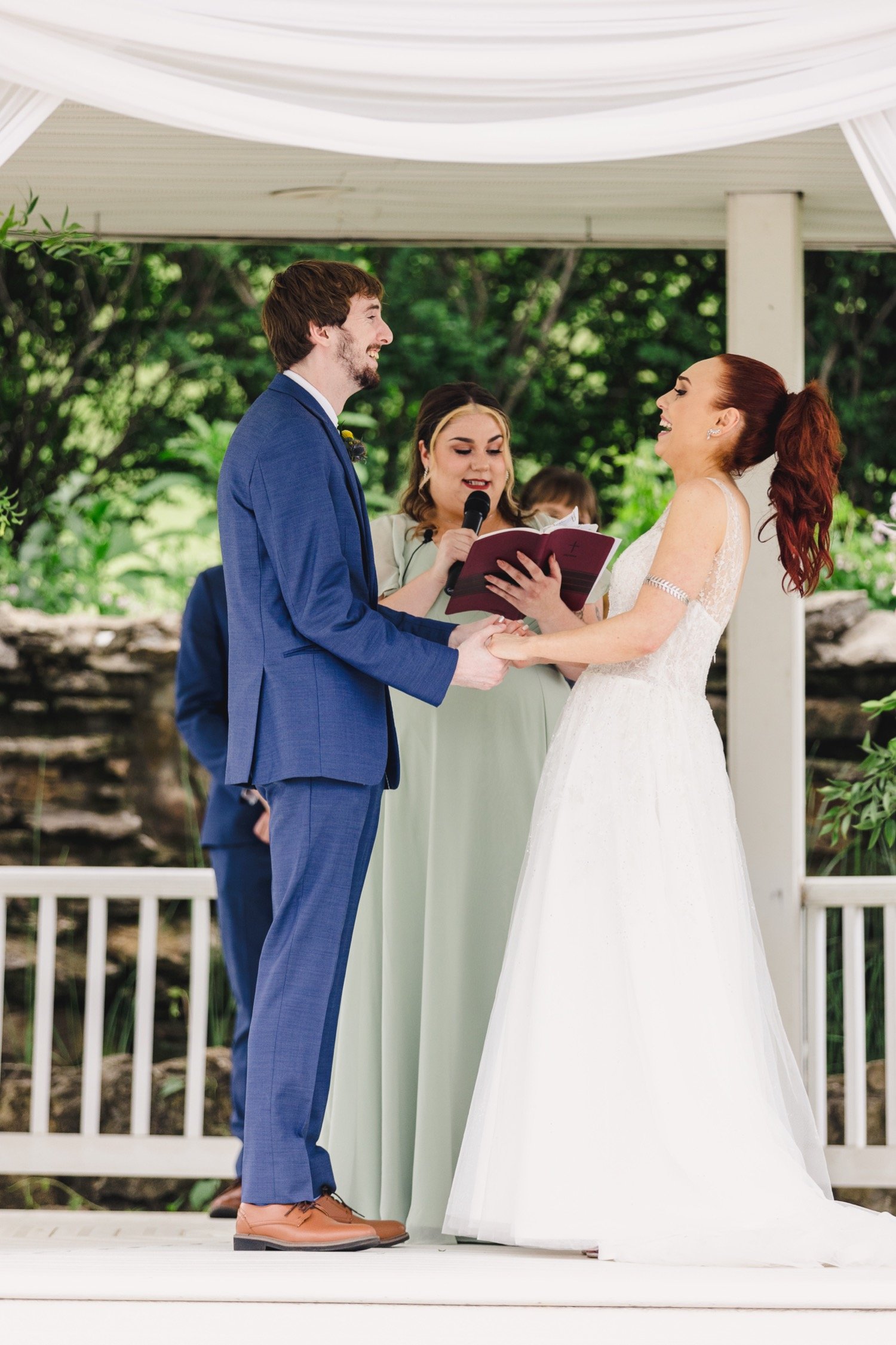 26_Lexi&Jonah-609_Elysian-fields-bates-city-missouri-kansas-wedding-summer-photography-kelsey-diane.jpg