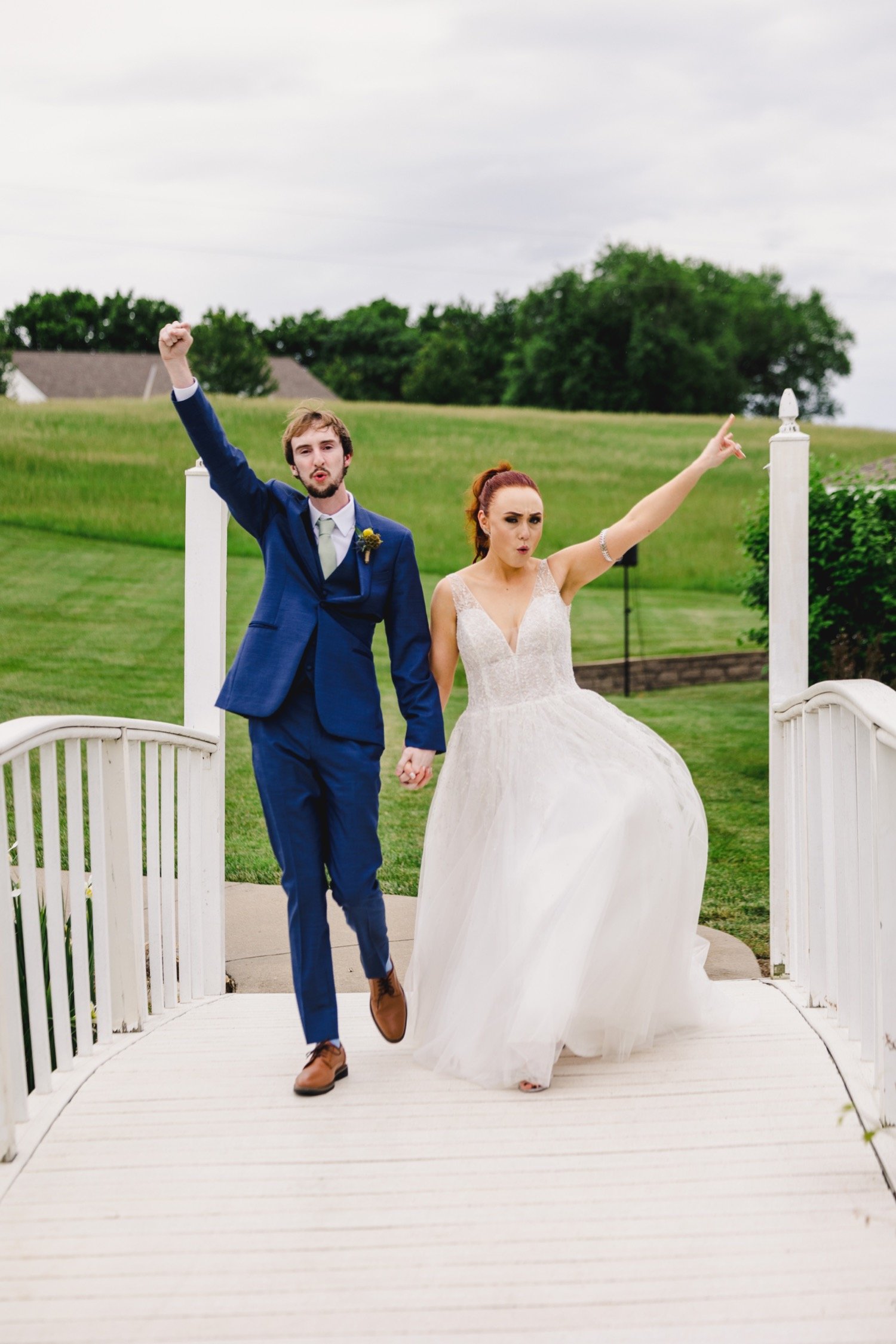 29_Lexi&Jonah-625_Elysian-fields-bates-city-missouri-kansas-wedding-summer-photography-kelsey-diane.jpg