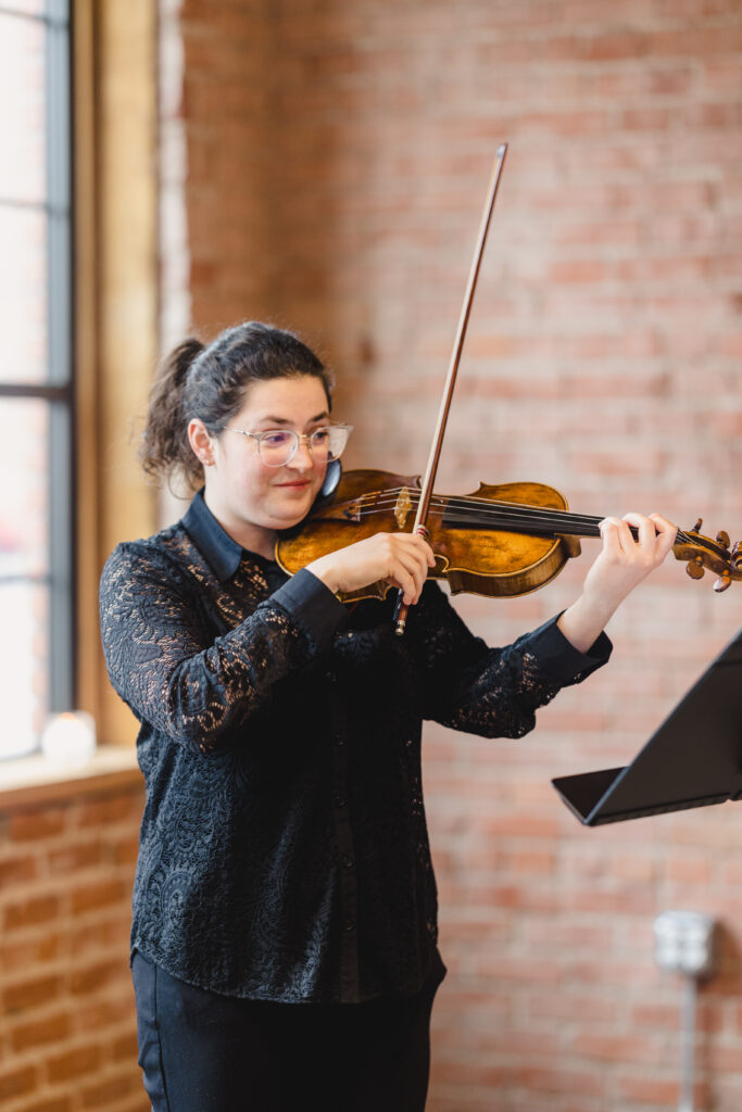 wedding violin for cocktail hour