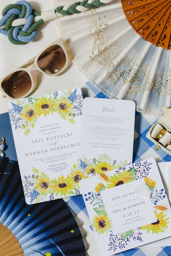 floral and elegant wedding details