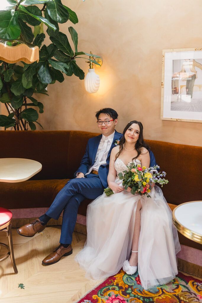 bride and groom at no vacancy kansas city
