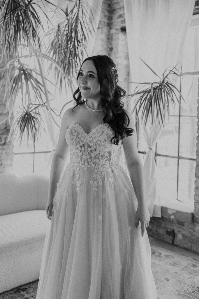 black and white bridal photography