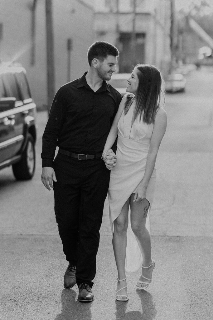black and white outdoor couples photography