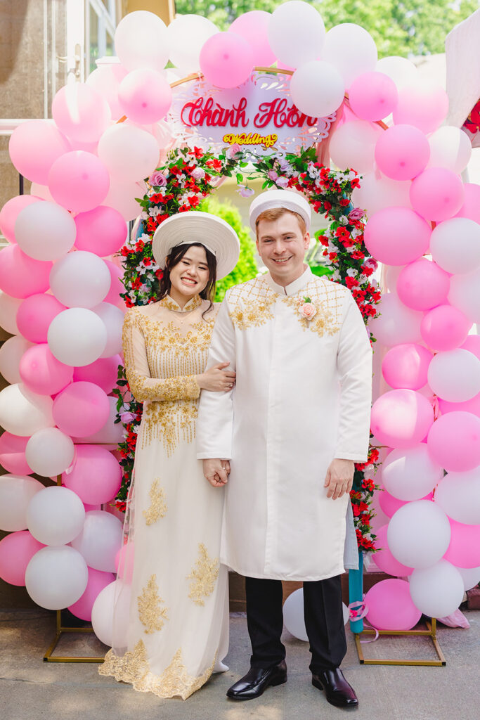 Vietnamese Tea Ceremony bride and groom