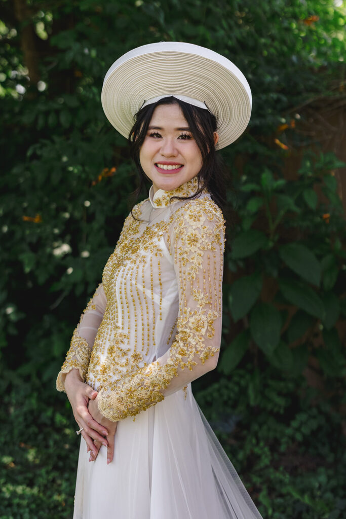 bridal photography in traditional attire