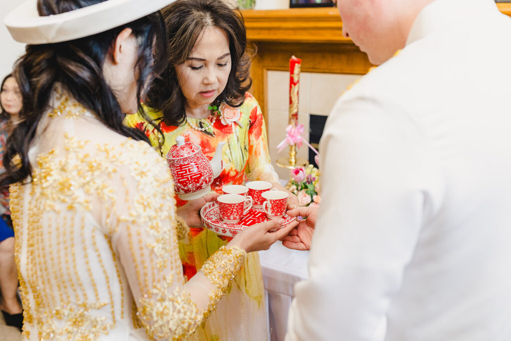 Vietnamese Tea Ceremony