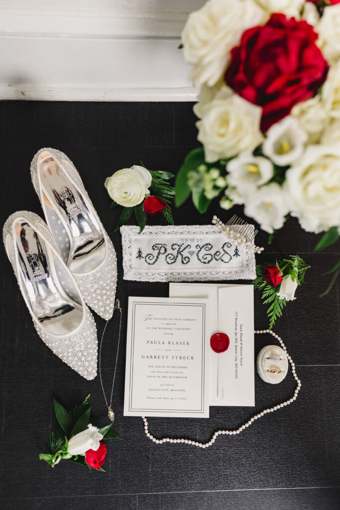 winter wedding details