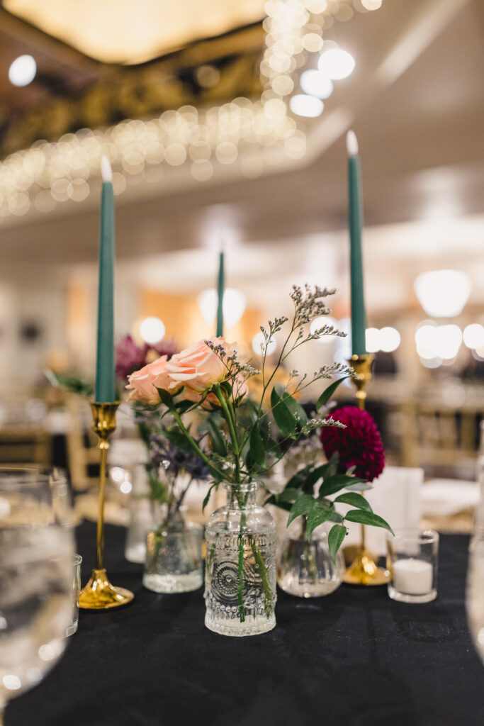 faux candle and table decor ideas for weddings on a budget 