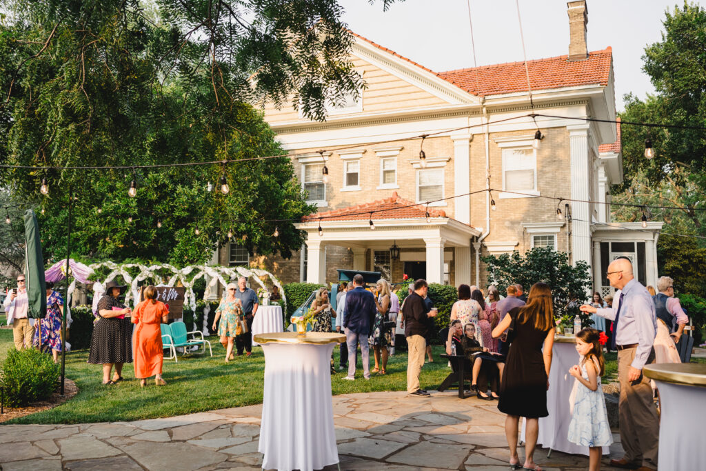 backyard wedding inspiration and ideas for weddings on a budget